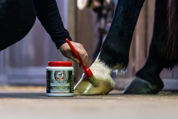 Huflab Hoof Grease blir Hydro Hoof Gel!